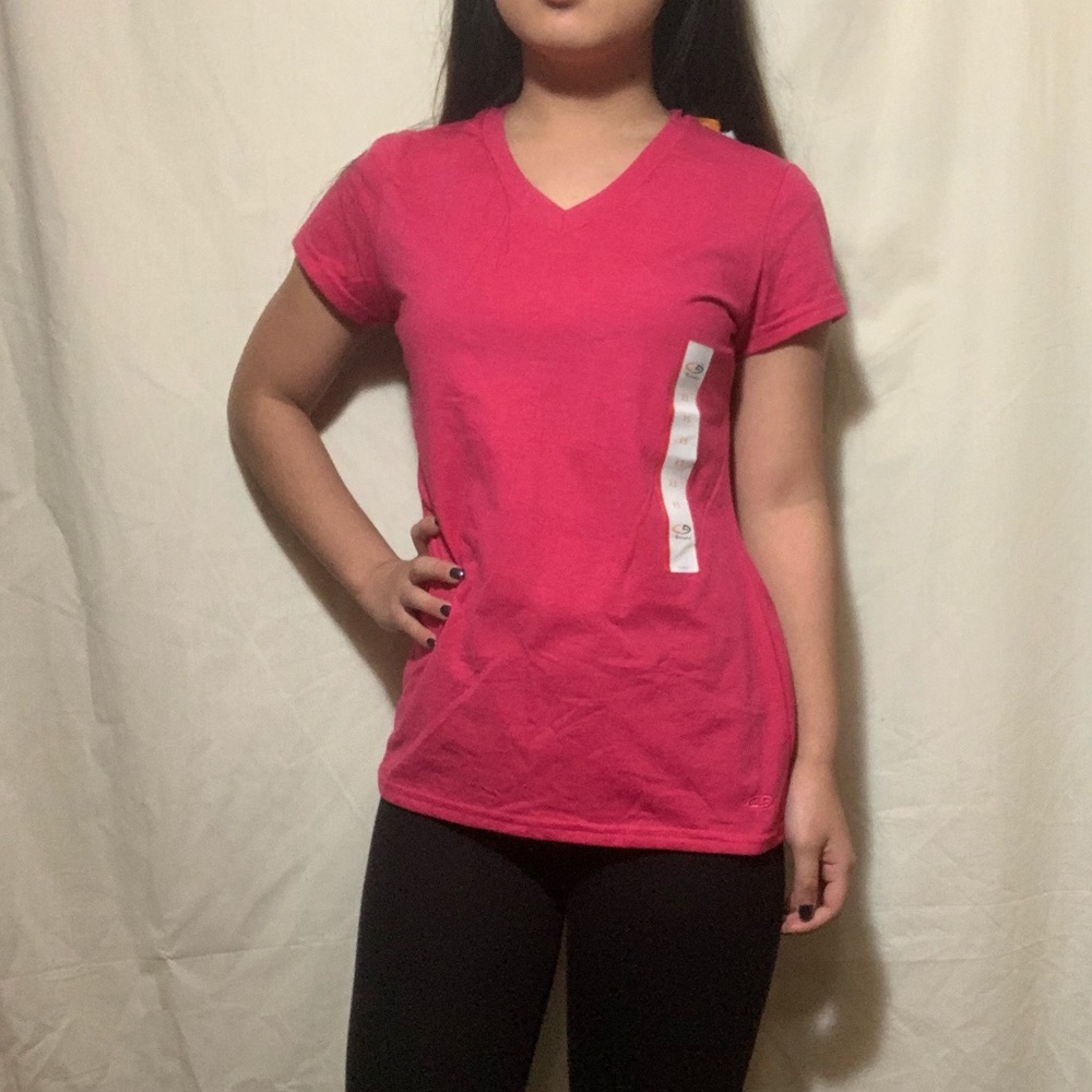 🛍 NWT Champion Shirt